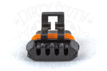 Load image into Gallery viewer, GM Holden LS1 Coil & Early 02 Sensor Connector
