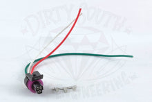 Load image into Gallery viewer, GM Holden LS1 Genuine TPS (Throttle Position Sensor) & Oil Pressure Sensor Connector